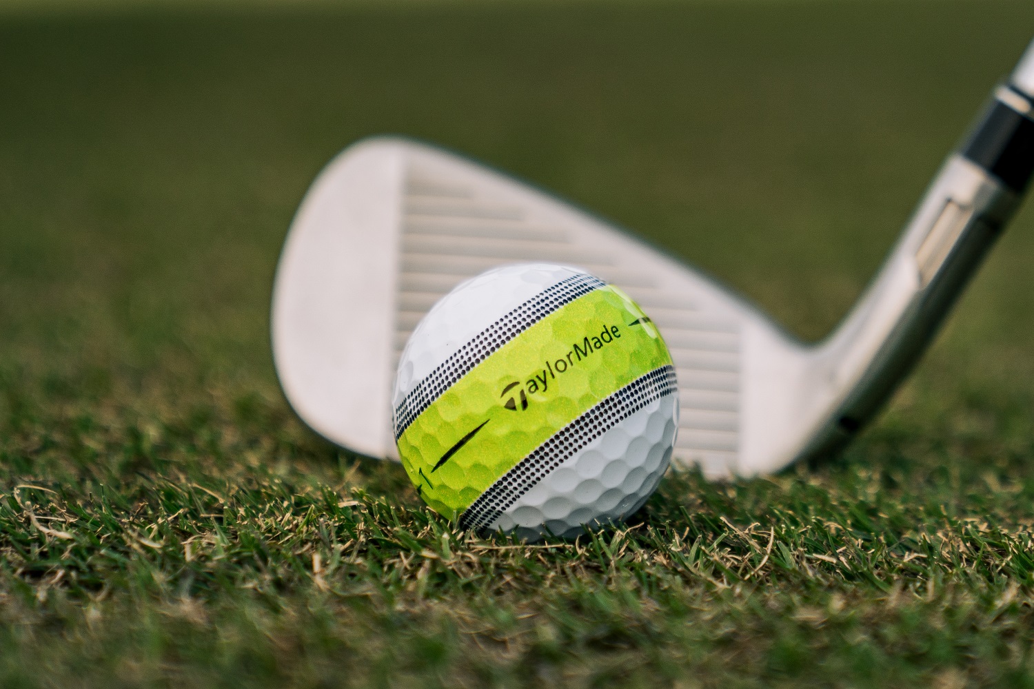 TaylorMade Tour Response TM22 3ダース Amazon.com : Taylormade TM22 Tour Response JPN dz Tour
